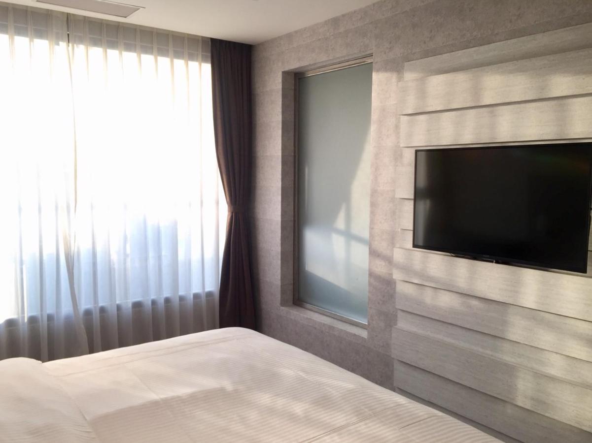 Fengjia Hotel Bell 타이중 외부 사진