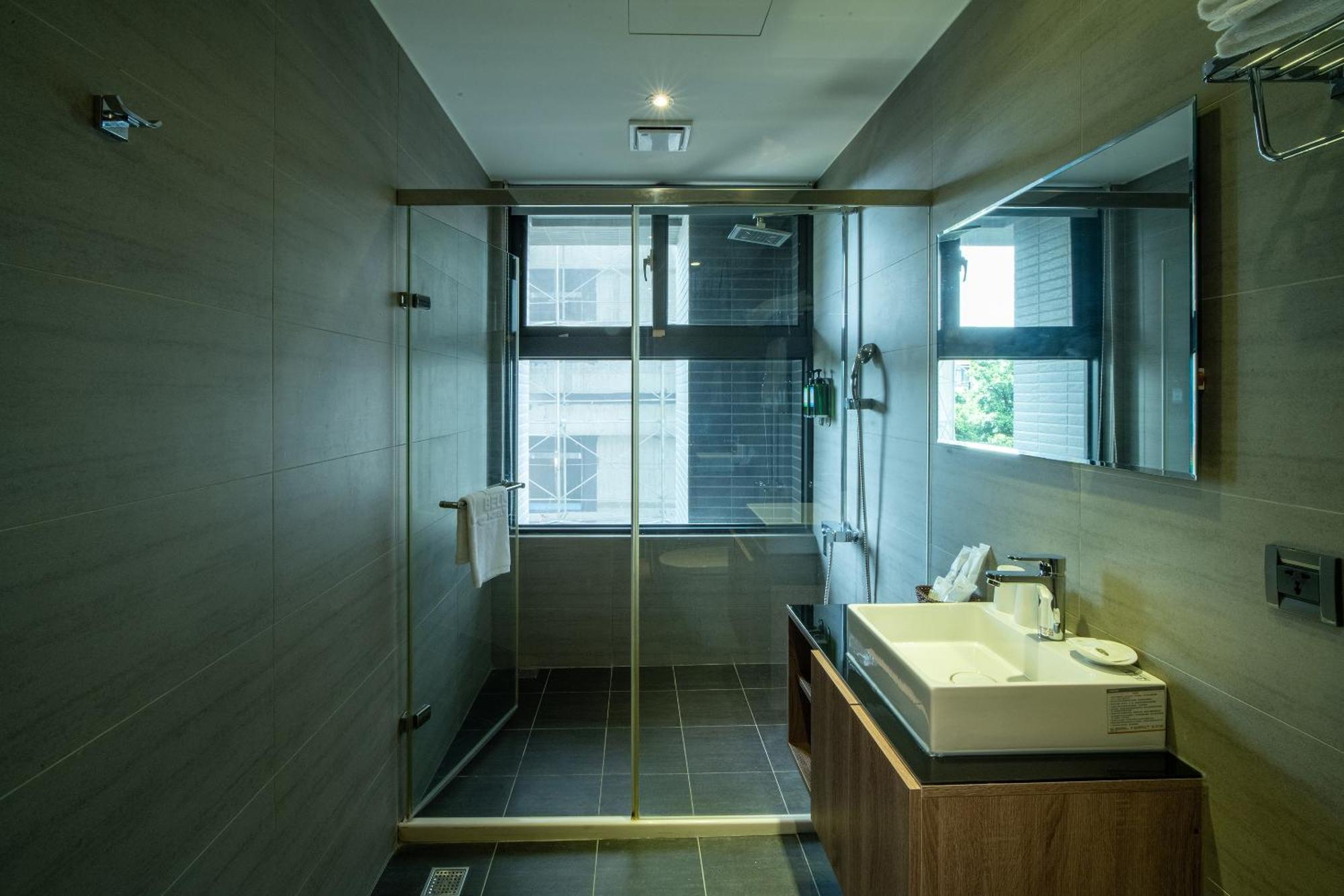 Fengjia Hotel Bell 타이중 외부 사진
